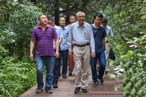 b66d092722e2467c9cbe54077046bd9c.jpg b66d092722e2467c9cbe54077046bd9c.jpg