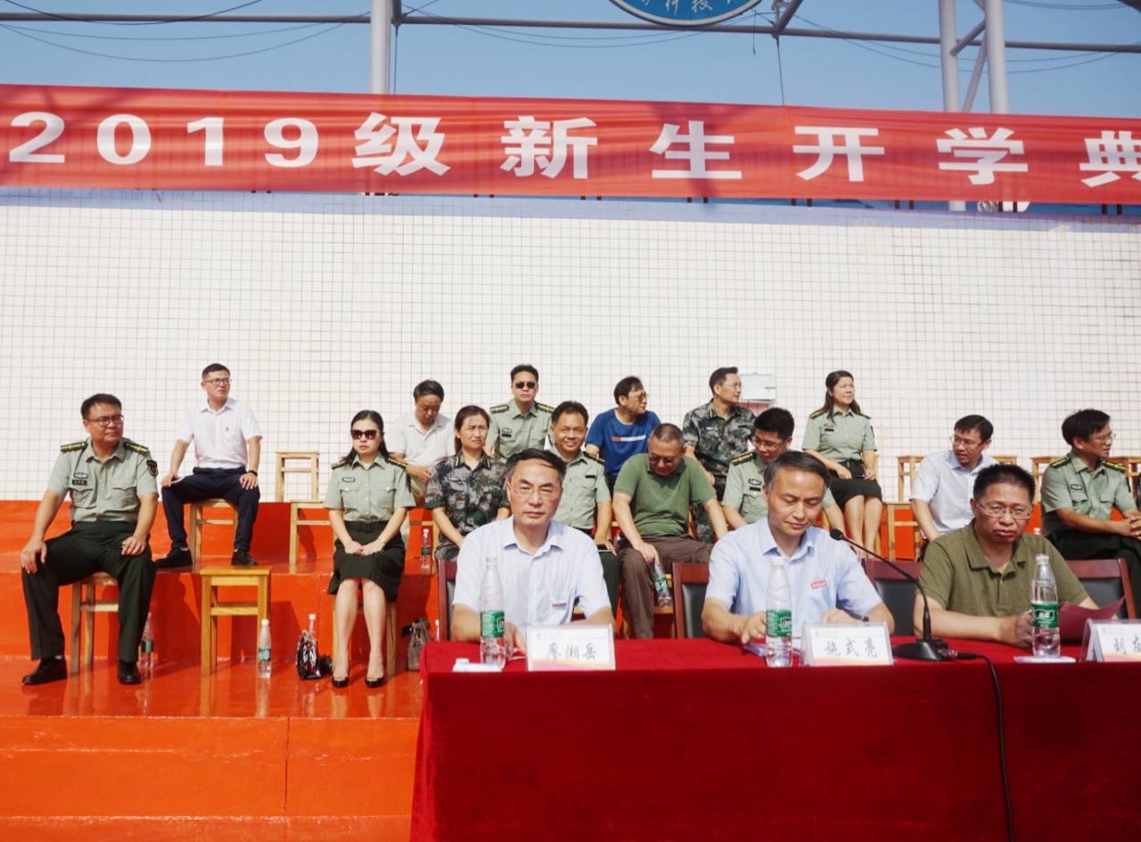 8646ad8468064c889d96921a6dd29107.jpg 8646ad8468064c889d96921a6dd29107.jpg