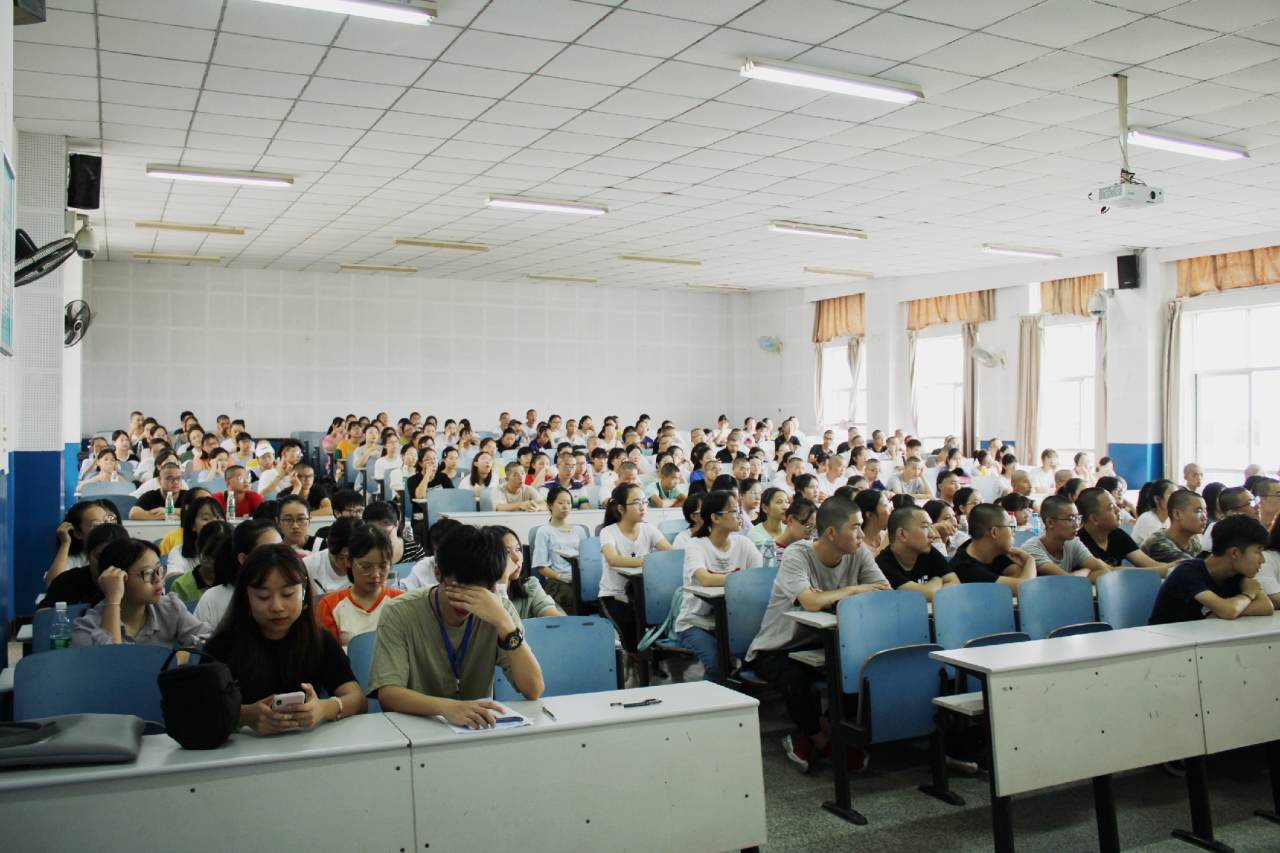 1c8cb0cb6efe49de98030425135df7e4.jpg 1c8cb0cb6efe49de98030425135df7e4.jpg