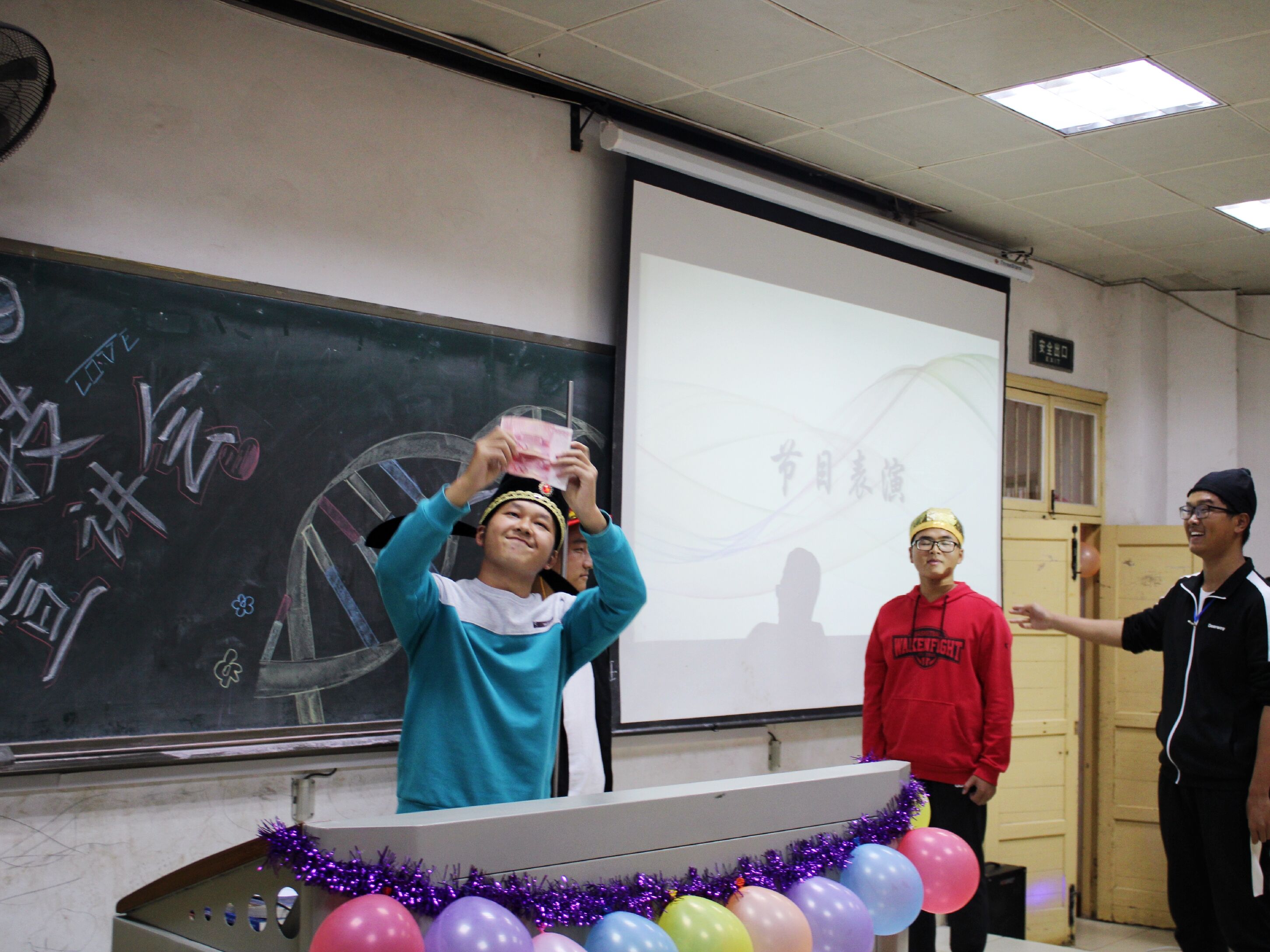 bb39dbc44c46408faf04124e4d8537b3.jpg bb39dbc44c46408faf04124e4d8537b3.jpg