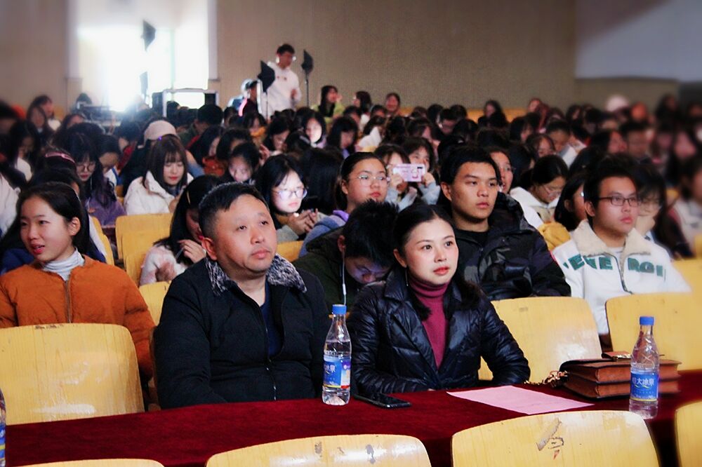 e72b383017204c5eabb611cac00eec97.jpg e72b383017204c5eabb611cac00eec97.jpg