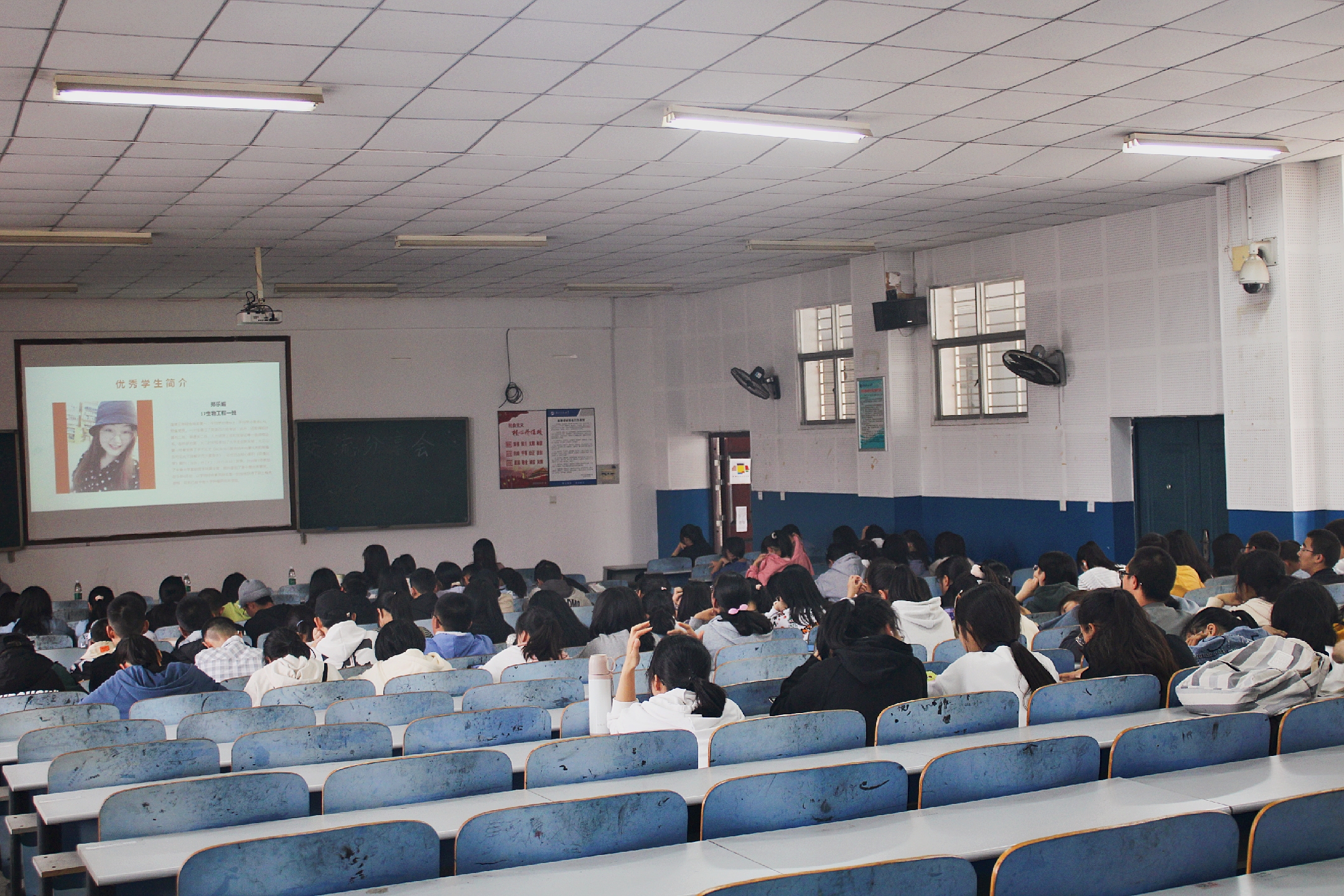 aa8a2dba355541149fa0272a4de699cf.jpg aa8a2dba355541149fa0272a4de699cf.jpg