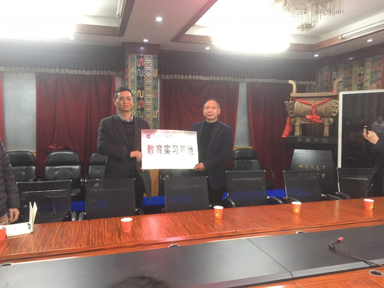 359f9a0bcf224625907a74a01af05d87.png 359f9a0bcf224625907a74a01af05d87.png