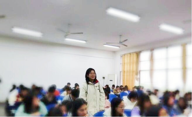 8982de2cbf04497bb916d988460781f4.jpg 2056E76E99EF92E66457572A9EEE3232.jpg