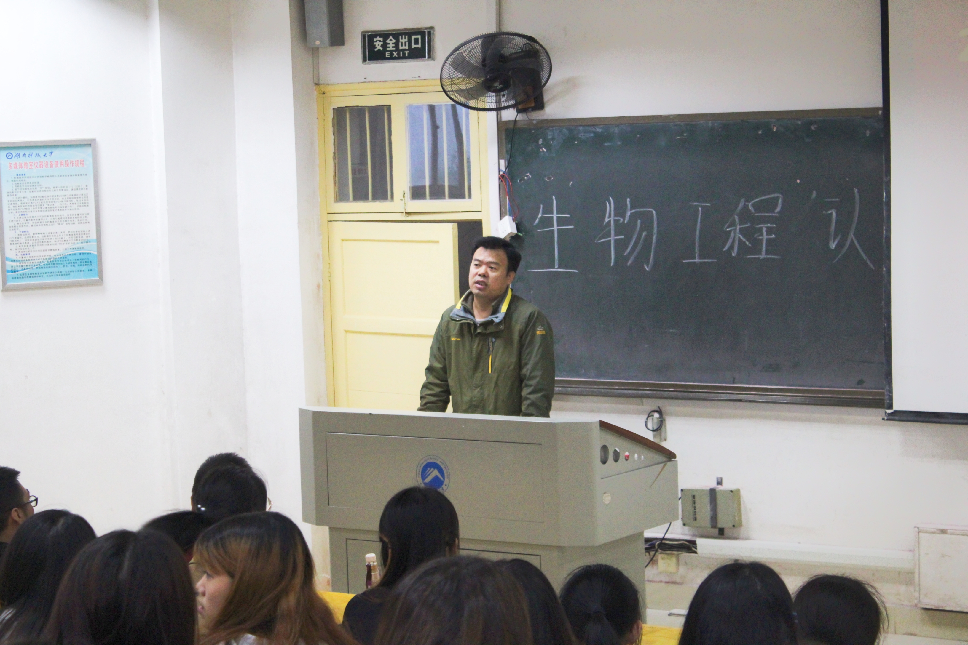 c4bd262118344b05891ee4207957eeb2.jpg c4bd262118344b05891ee4207957eeb2.jpg