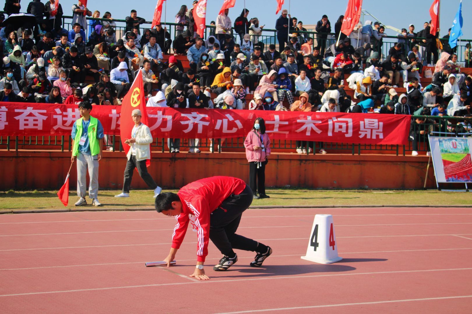 c2c055a60c944e1db4c638825684116b.jpg c2c055a60c944e1db4c638825684116b.jpg