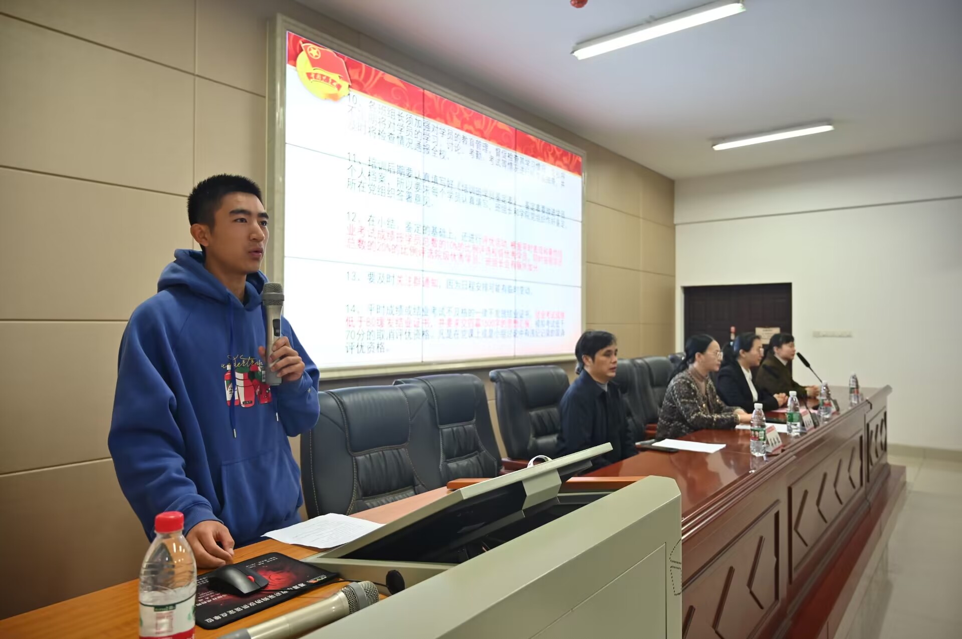 05fda69dfb244ba2a35824bb728e0856.jpg 05fda69dfb244ba2a35824bb728e0856.jpg