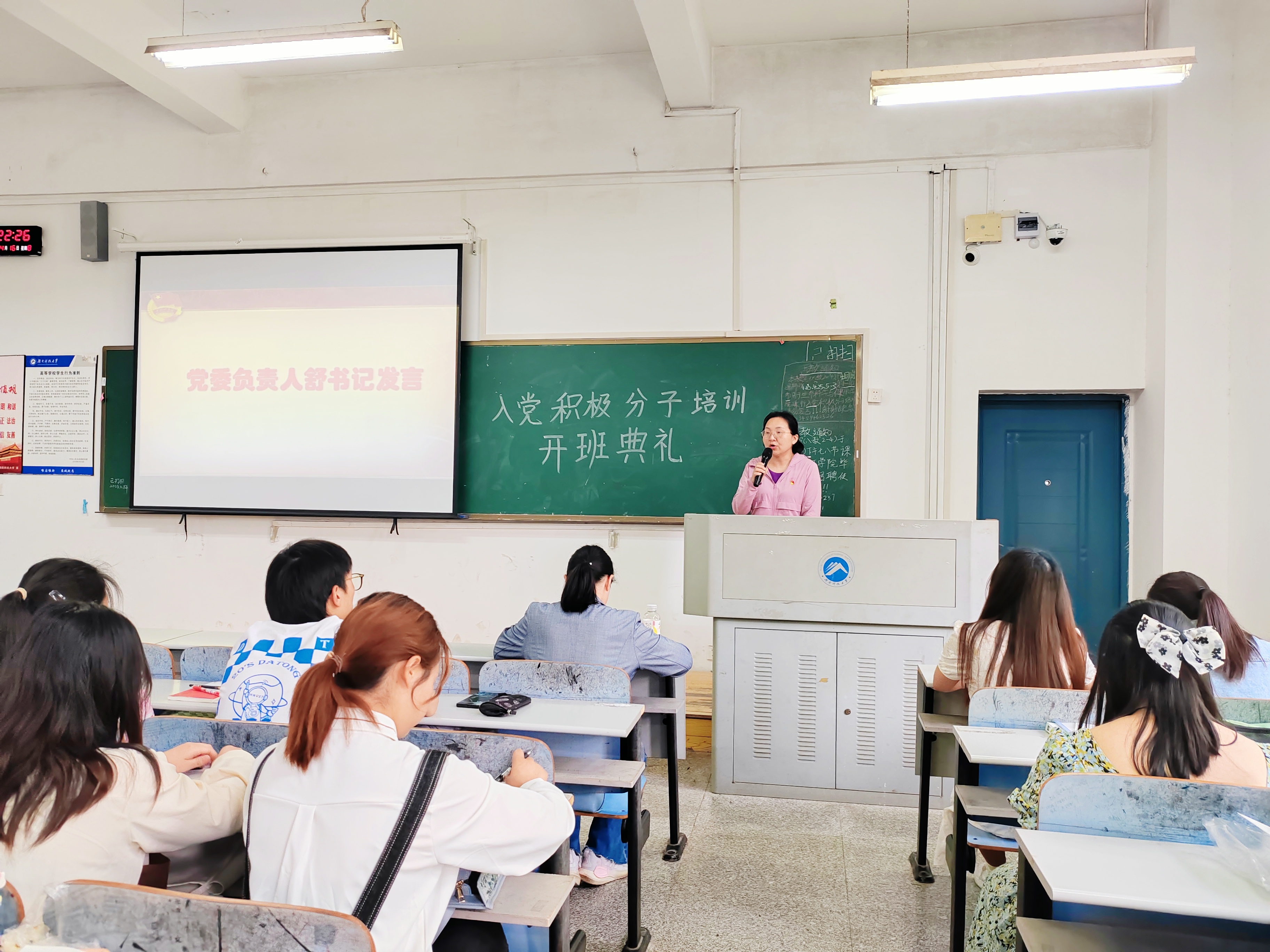 c4ddc55ea1cc44deae42aac4ec3beac1.jpg c4ddc55ea1cc44deae42aac4ec3beac1.jpg