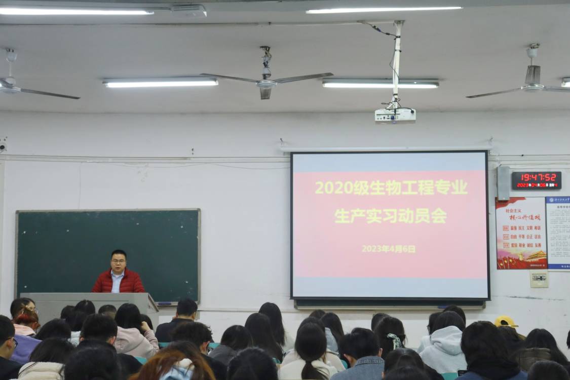 157aaca3979d4df4b223d1574586b432.jpg 157aaca3979d4df4b223d1574586b432.jpg