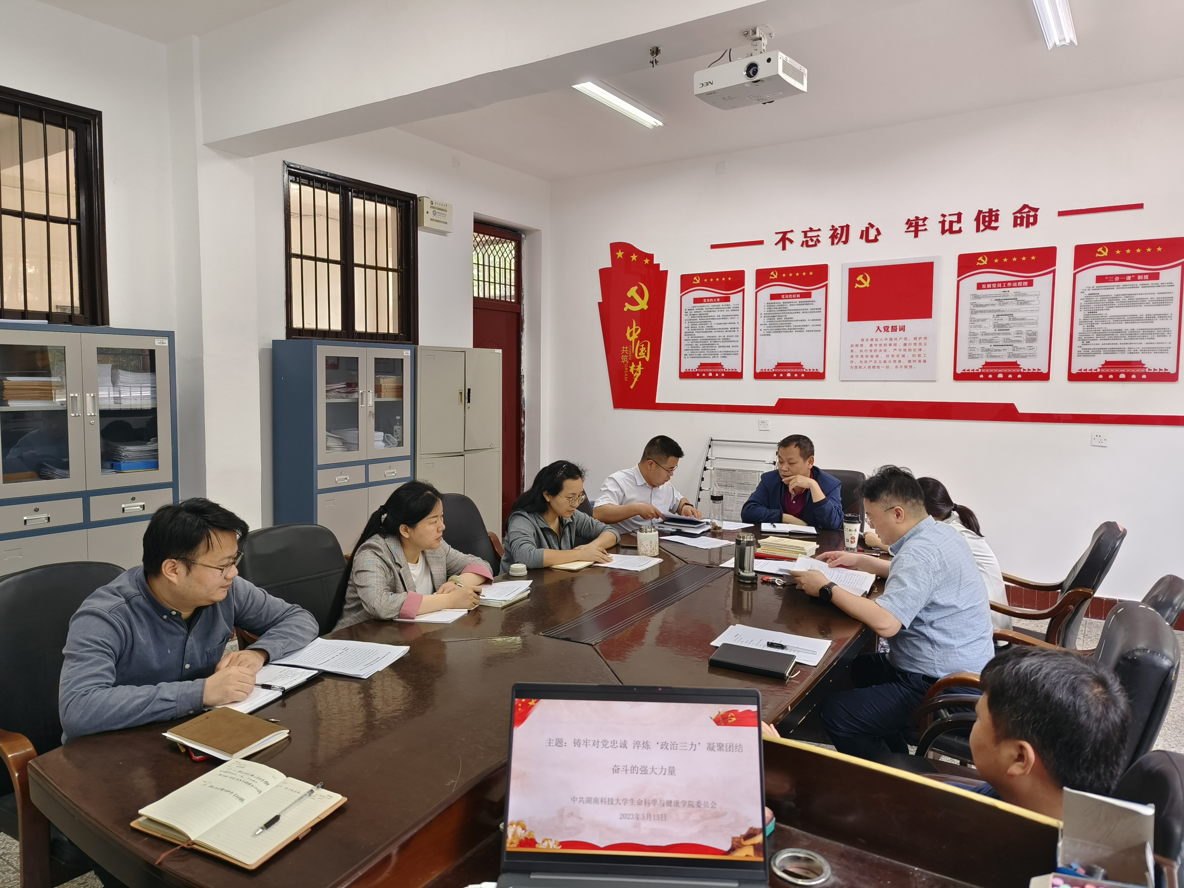 75be5e29c0774c0f9011cb12d2dec7d9.jpg 75be5e29c0774c0f9011cb12d2dec7d9.jpg