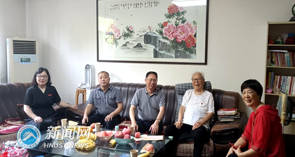 929fb976541e4b93b19454f0840cc332.png 929fb976541e4b93b19454f0840cc332.png