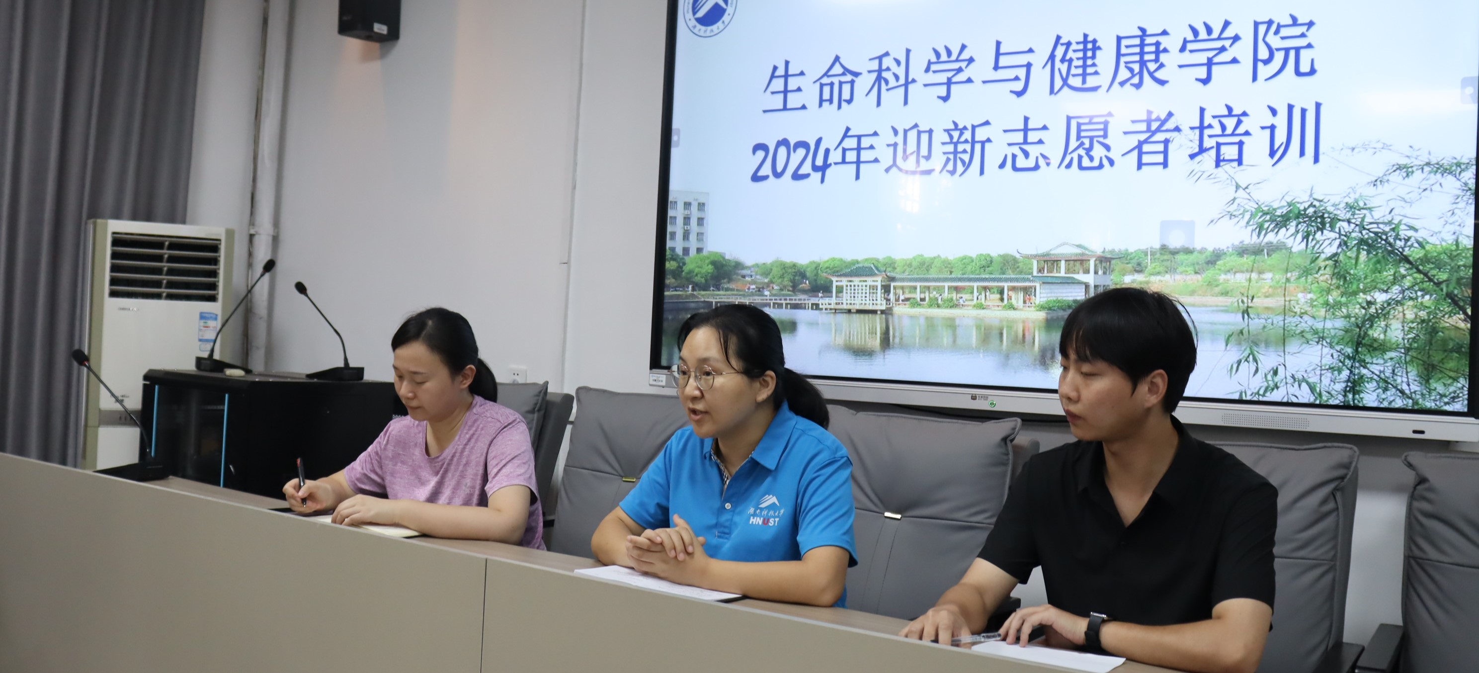 43325a4dee164144a76094b619649567.jpg 43325a4dee164144a76094b619649567.jpg