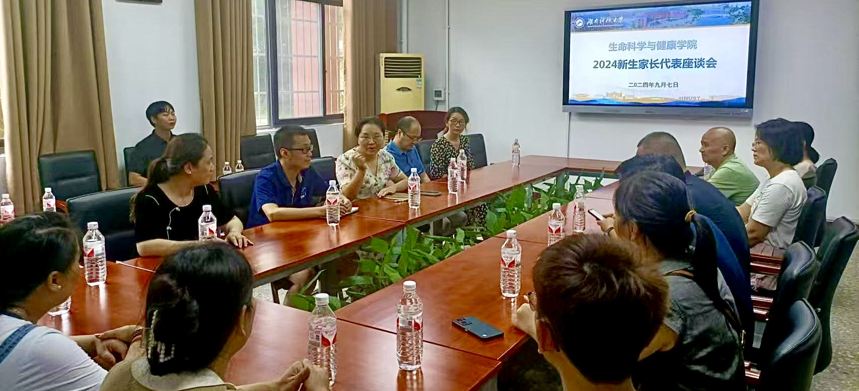 f997d4cac15f42e8929f132f84ed516f.png f997d4cac15f42e8929f132f84ed516f.png