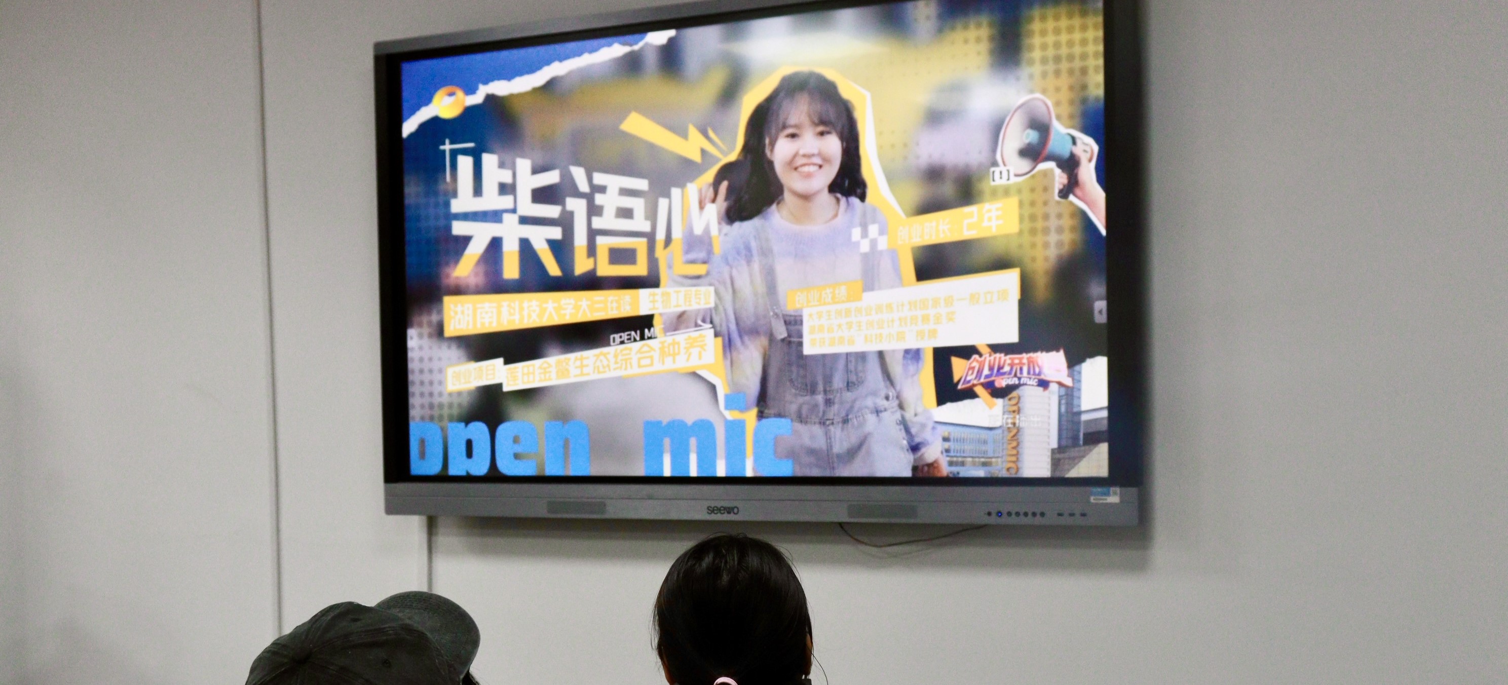 8d3b4d0774da4a38a1fafd6396ac0d69.jpg 8d3b4d0774da4a38a1fafd6396ac0d69.jpg